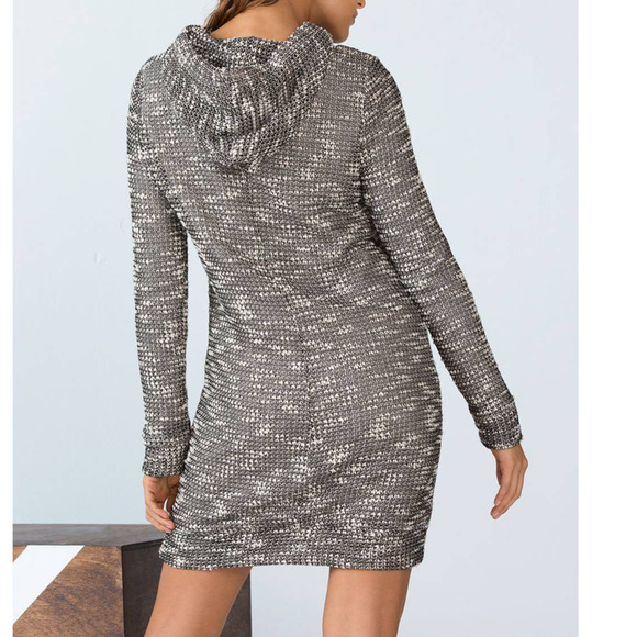 Fabletics Yukon Gray White Hooded Sweater Athletic Athleisure Pickleball Dress M - Picture 2 of 7